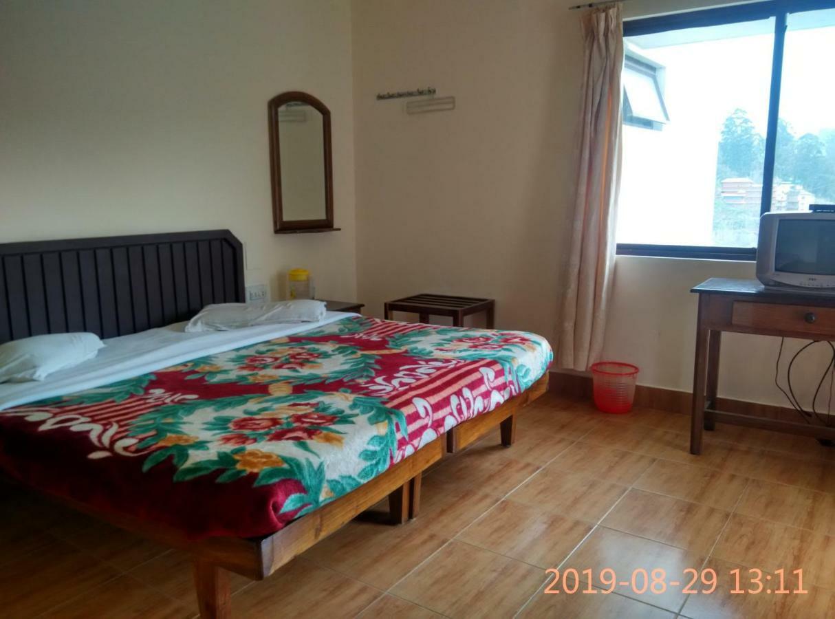 Hotel Poopada Munnar Exterior foto