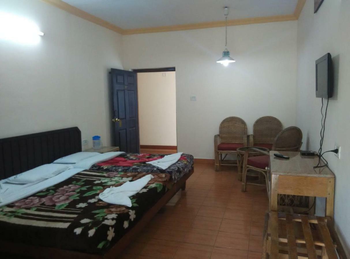Hotel Poopada Munnar Exterior foto